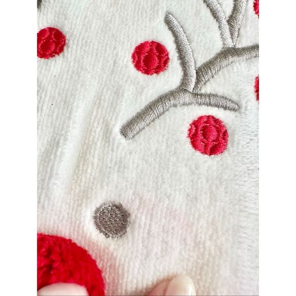 Casaba - Christmas red and white reindeer pom-pom decorative bathroom hand towel - Picture 3 of 4